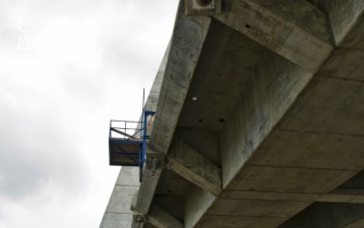 Close-up view of under-carriage of bridge (Joshua Wanyama)