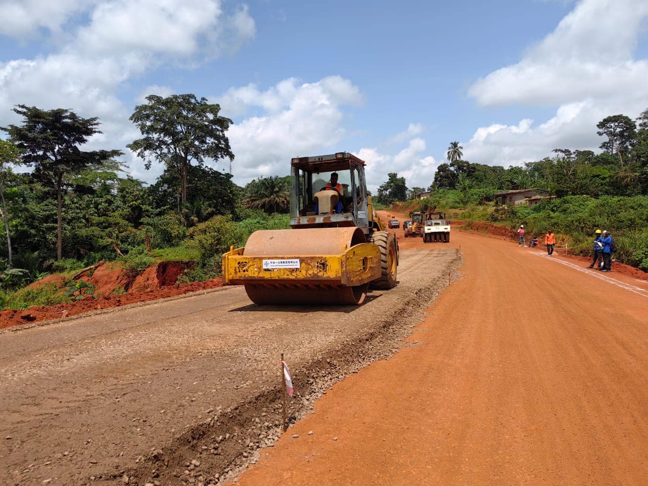 Cameroon Advances On Strategic Road Projects