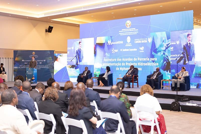 Mozambique Inks Agreements For Mphanda Nkuwa Dam