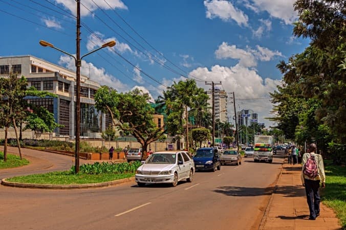 AfDB signs US$348m financing agreements for Uganda road projects