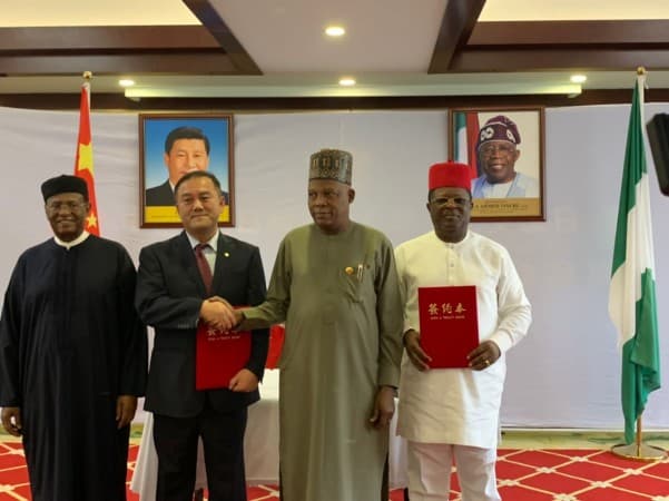 Nigeria Signs MoUs with Chinese Firms