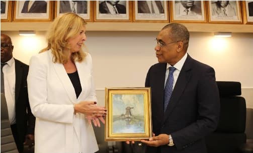 Cote D’Ivoire Signs MoU For Public Infrastructure Projects