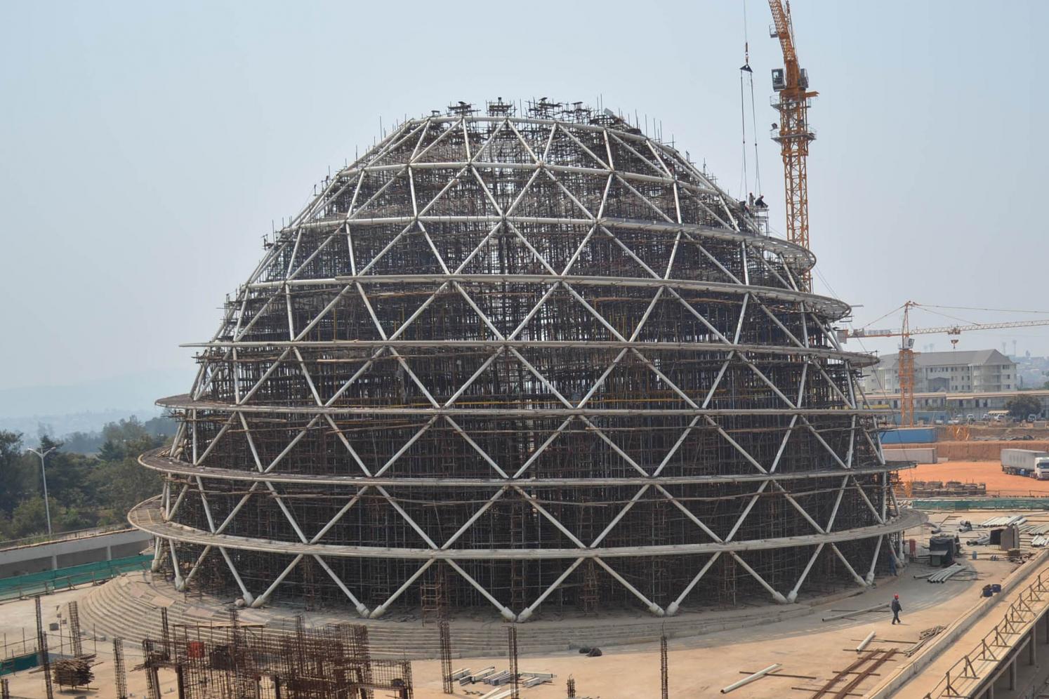 Construction of Dome - side view (livingspaces.net)