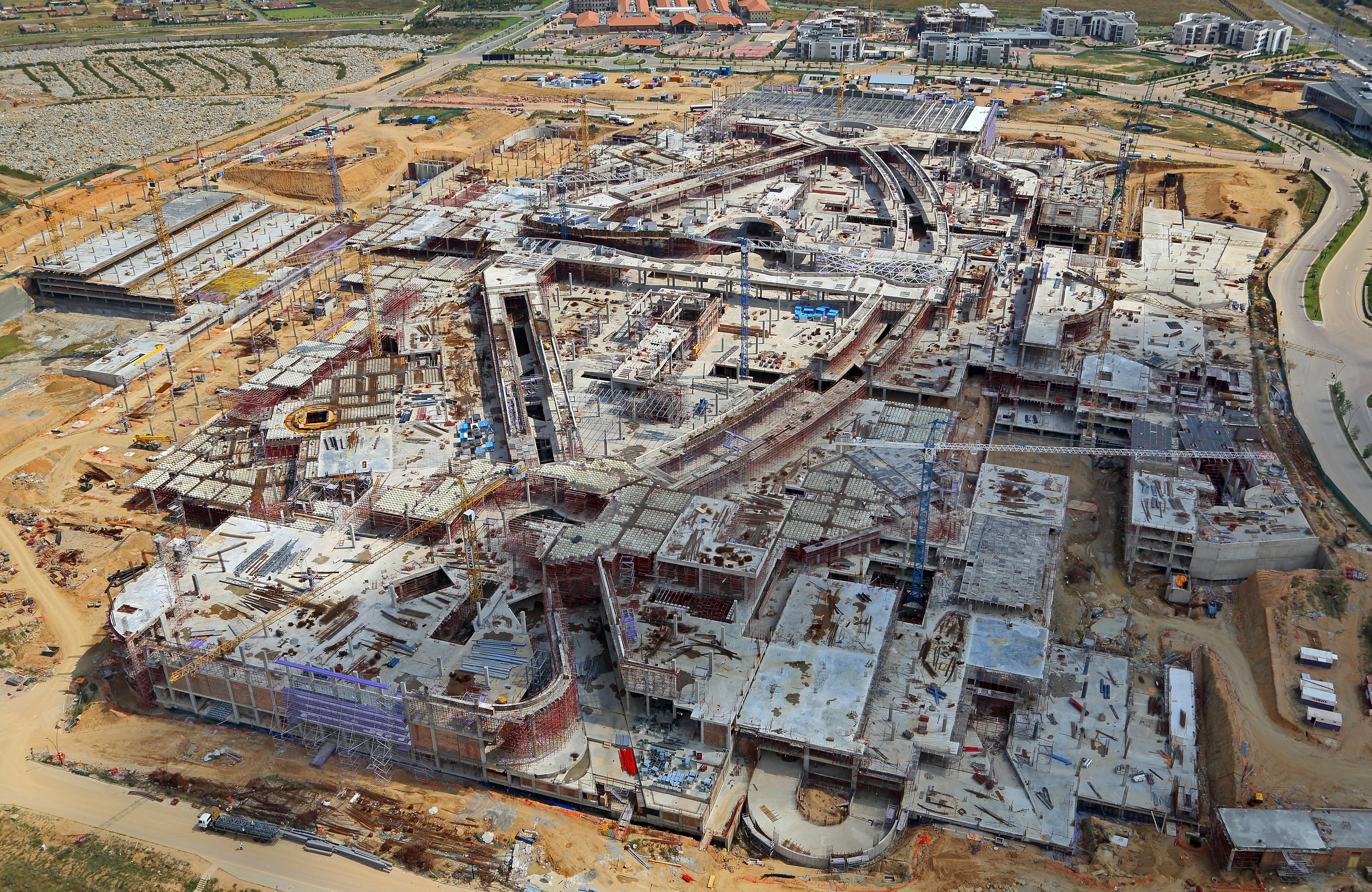 Aerial view of construction site (Grant Duncan Smith | Dreamstime)