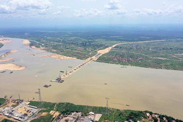 Aerial view of Niger River crossing section (julius-berger-int.com)