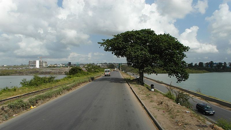 Makupa Causeway, Mombasa Kenya [Roma Neus | Wikimedia Commons]