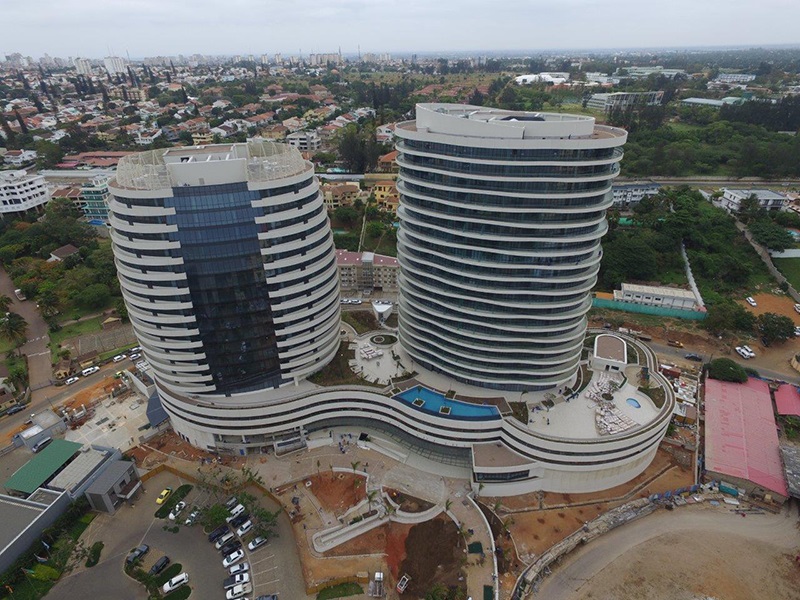 Horizon Towers, Maputo Mozambique. 19-storey apartment tower and 16-storey office tower positioned above a four floor mixed-use podium, constructed by Steffani Stocks (stefanuttistocks.com)