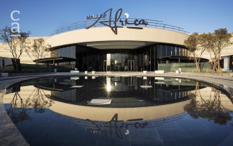 Completed mall entrance with water pond feature (atterbury.co.za)