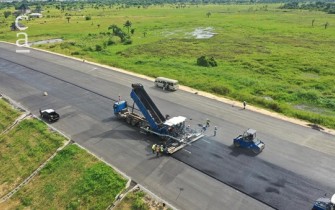 Laying of asphalt binder course on roadworks at Asaba site (second-river-niger-bridge.com)