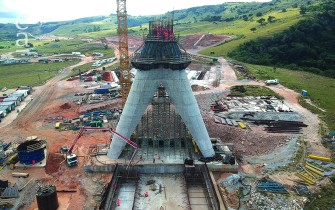 Each spire will extend 95m from the bifurcation to the top of each pylon.